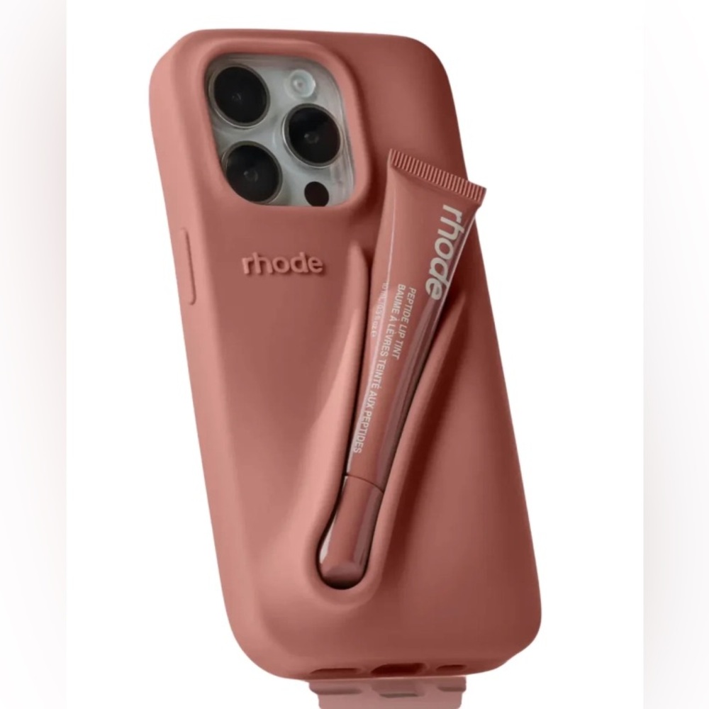 RHODE toast 🍞🥐 LIMITED EDITION 
14 pro max / 15 pro max 
✅Guaranteed Authentic